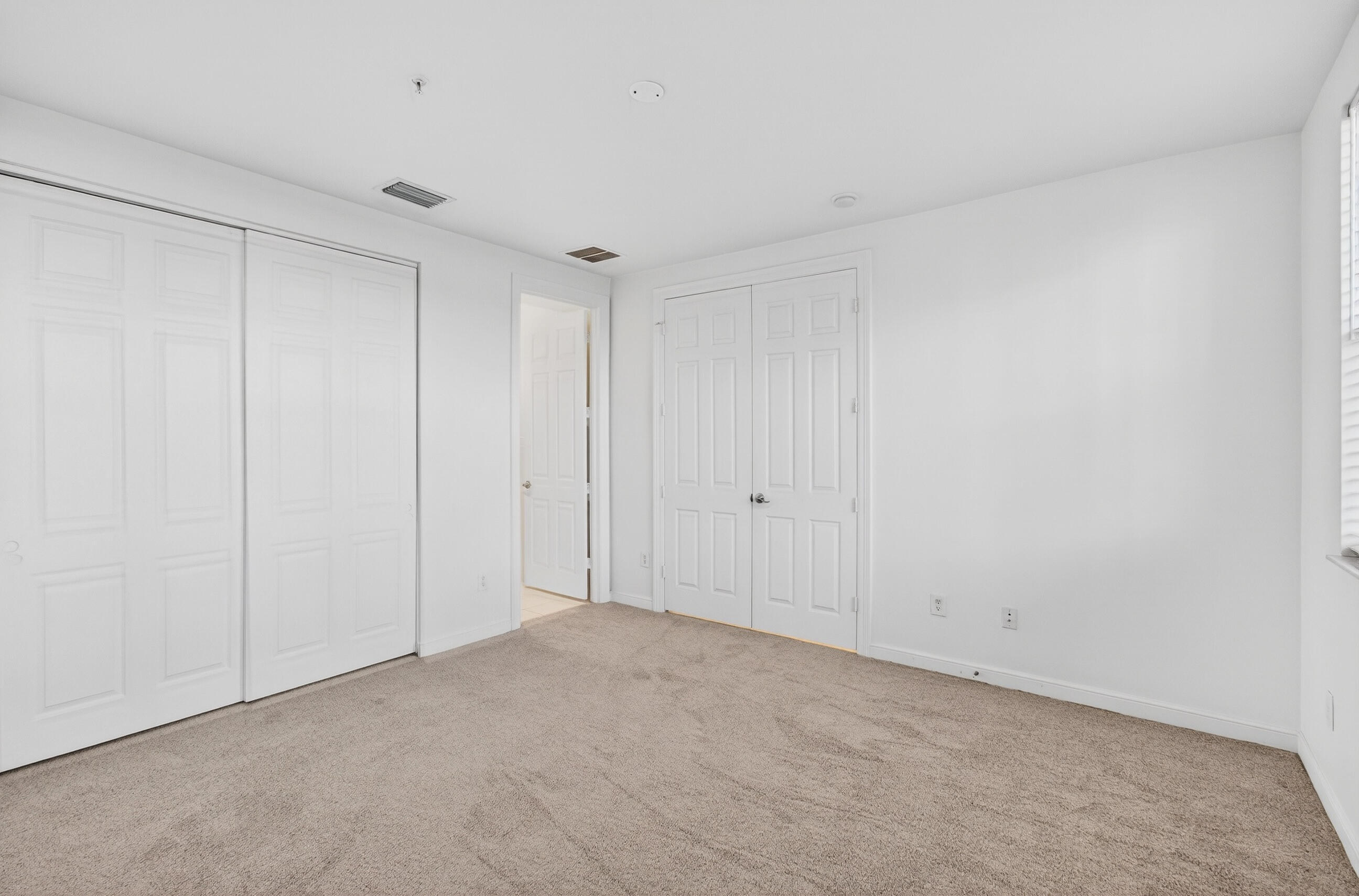 CITYSIDE CONDO - Residential Lease