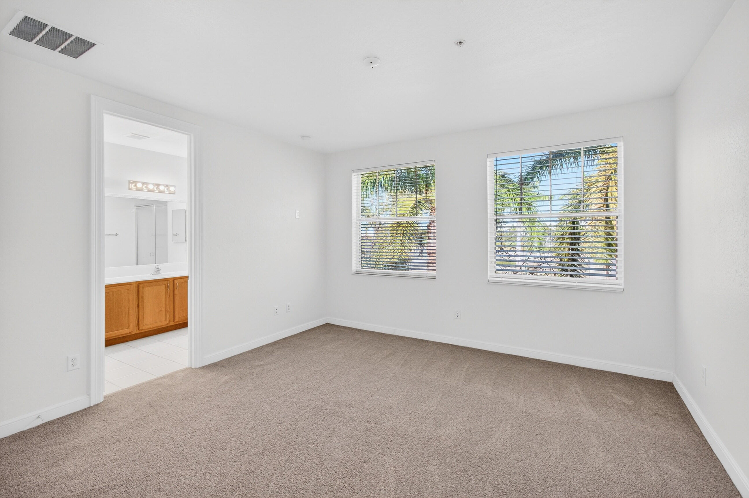 CITYSIDE CONDO - Residential Lease