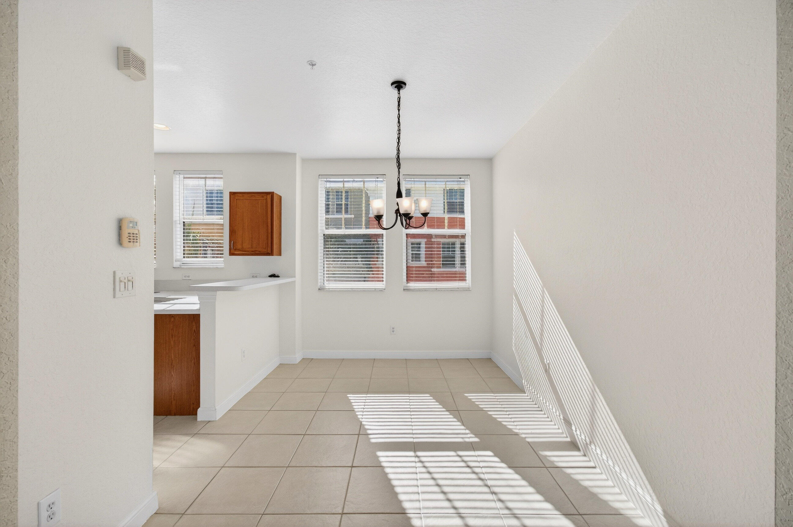 CITYSIDE CONDO - Residential Lease