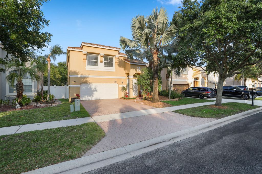 Photo of 7138 Copperfield Circle, Lake Worth, FL 33467 (MLS # R11105351)
