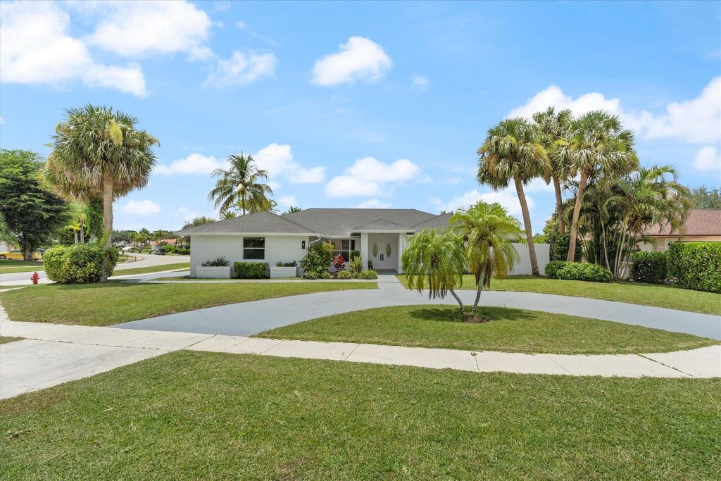 Photo of 13788 Dunster Court, Wellington, FL 33414 (MLS # R11137524)