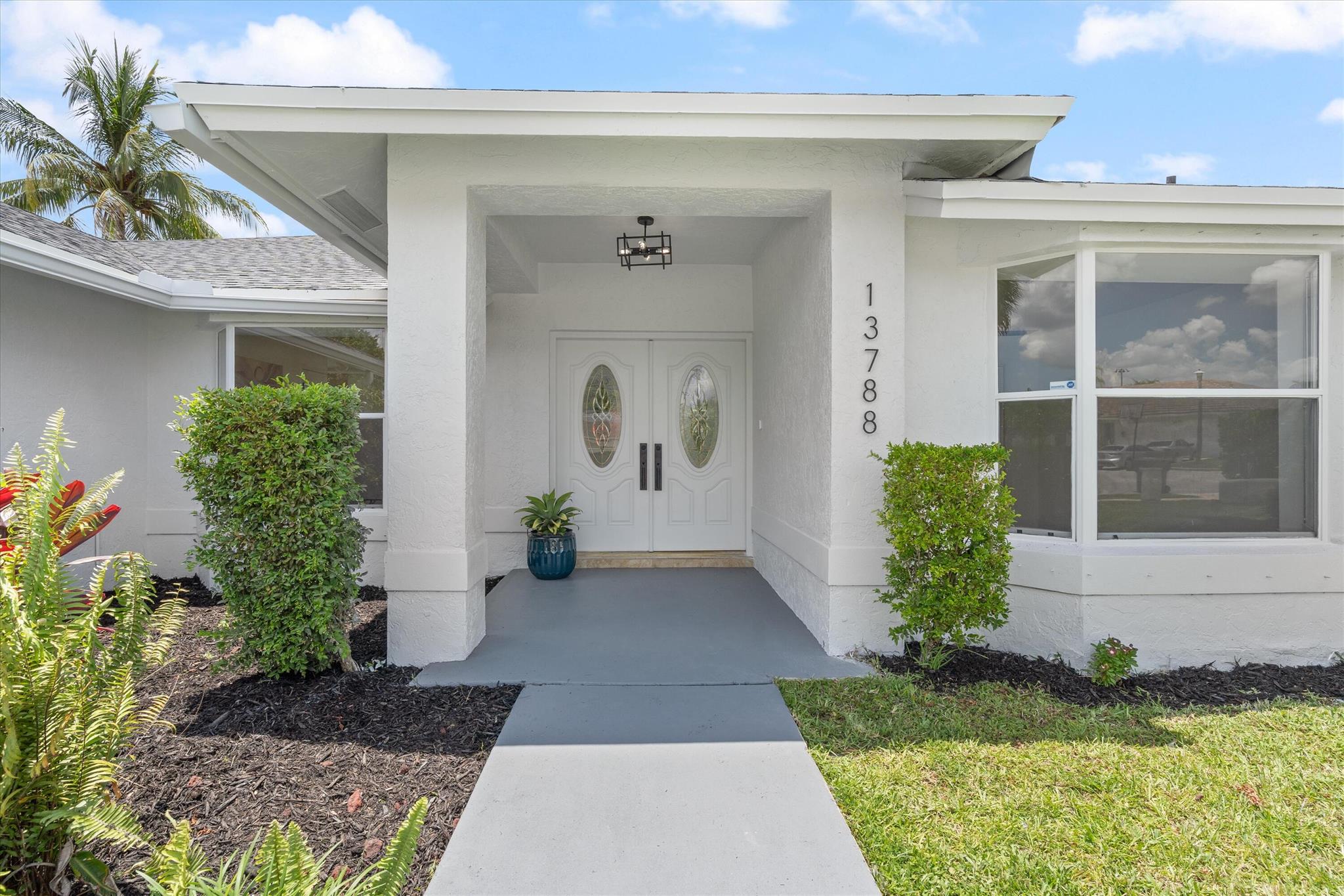 GREENVIEW SHORES 2 OF WEL - Residential