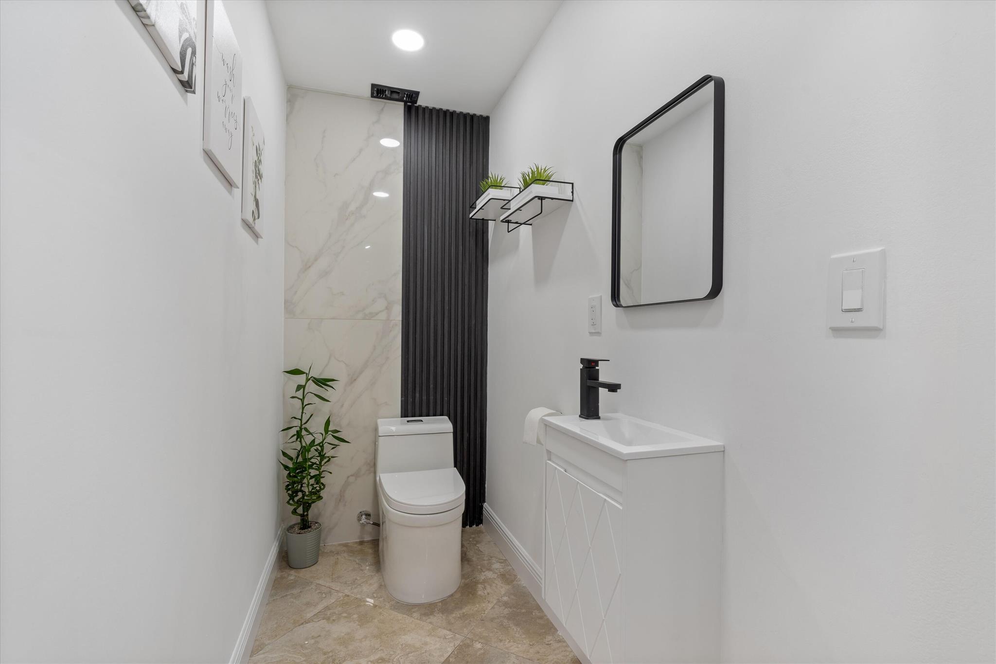 GREENVIEW SHORES 2 OF WEL - Residential