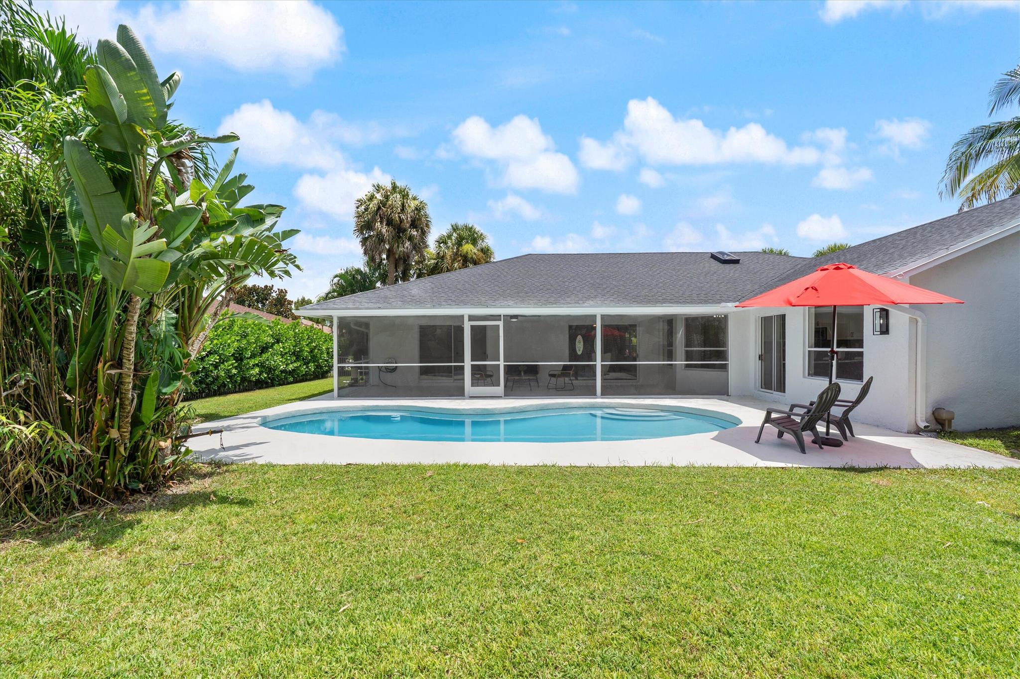 GREENVIEW SHORES 2 OF WEL - Residential