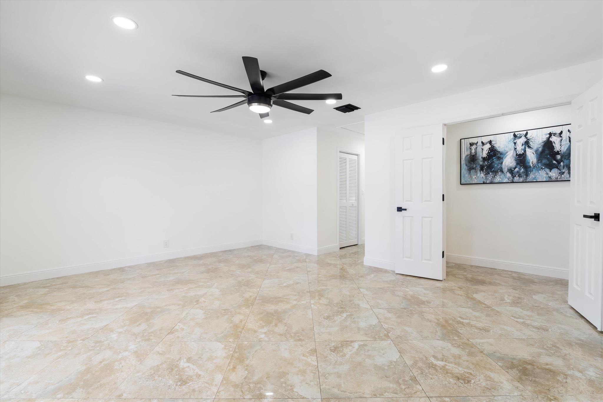 GREENVIEW SHORES 2 OF WEL - Residential