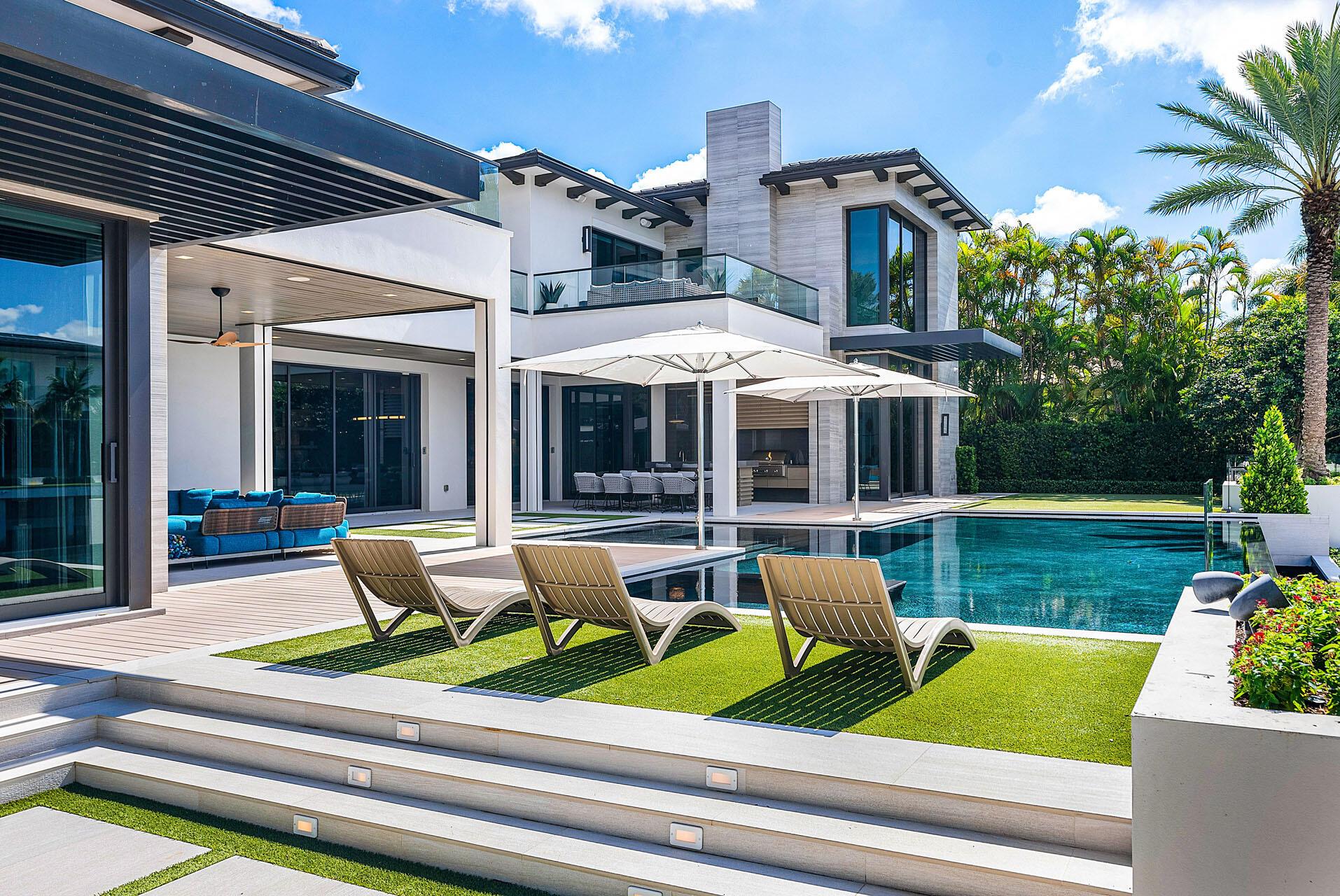 ROYAL PALM YACHT & COUNTR - Residential