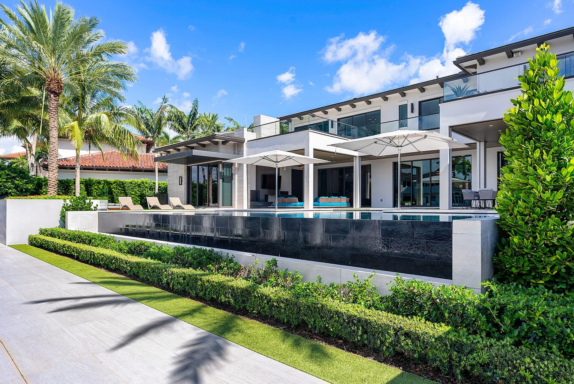 ROYAL PALM YACHT & COUNTR - Residential