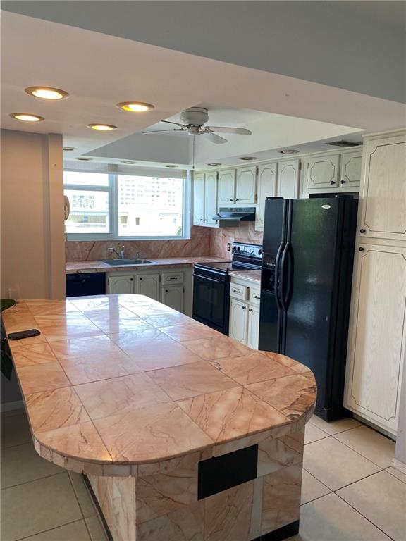 Port Der Mer - Residential