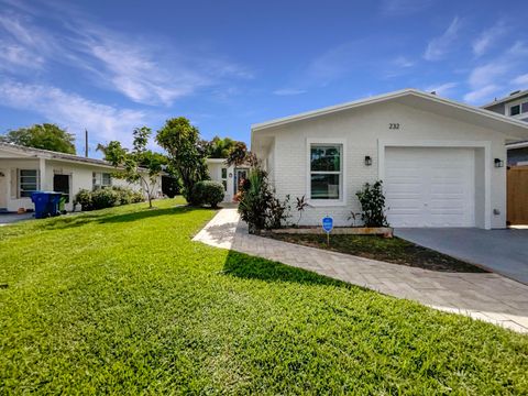 A home in Wilton Manors