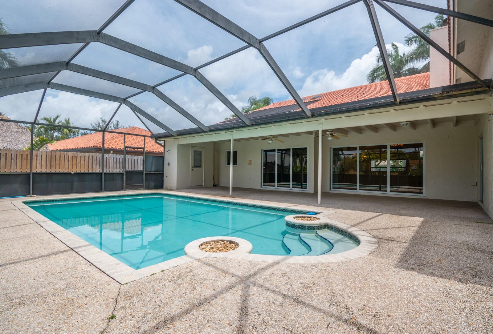 1561 NW 101st Ave