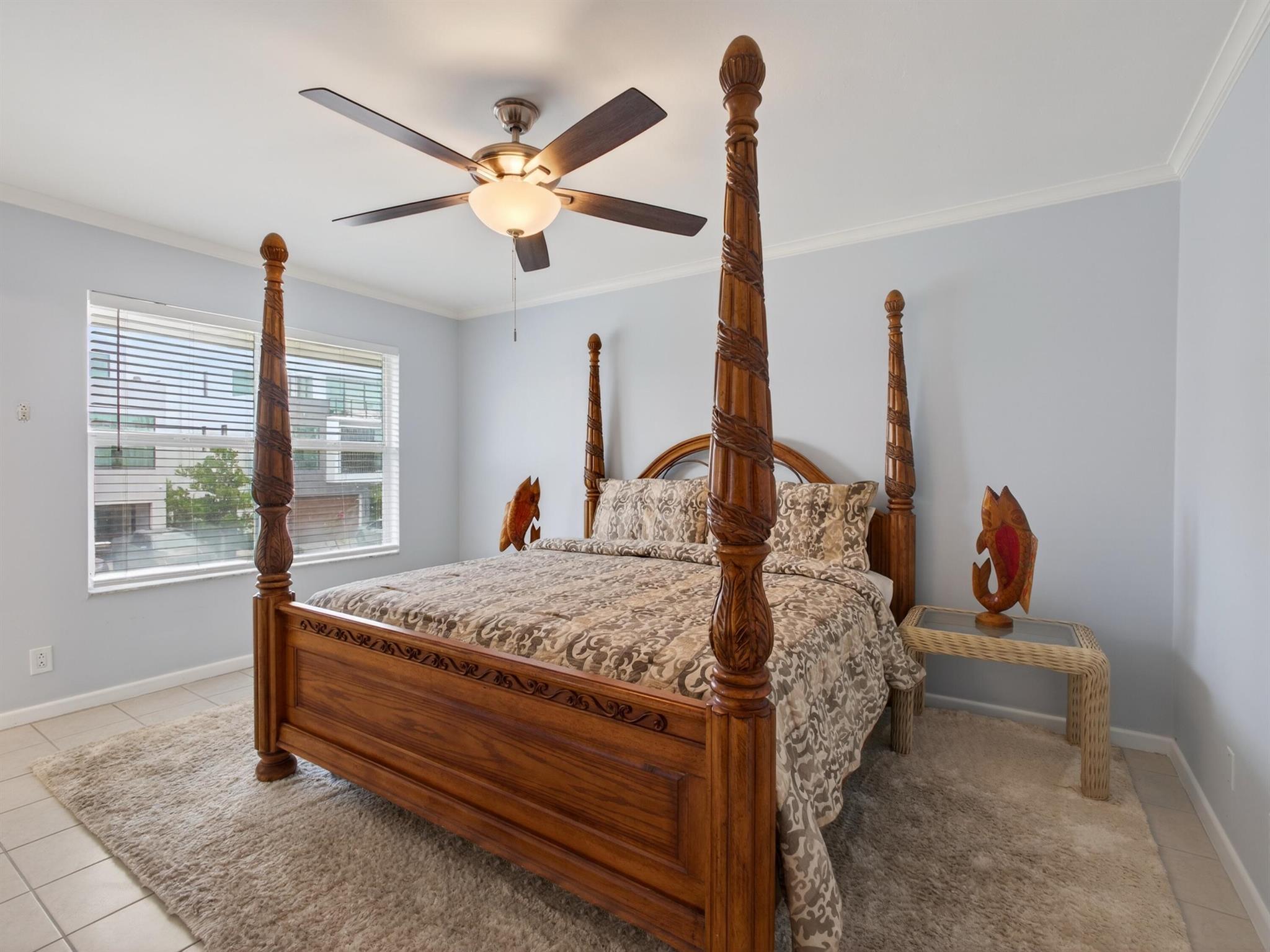 DEL HARBOUR CONDO DECL IN - Residential