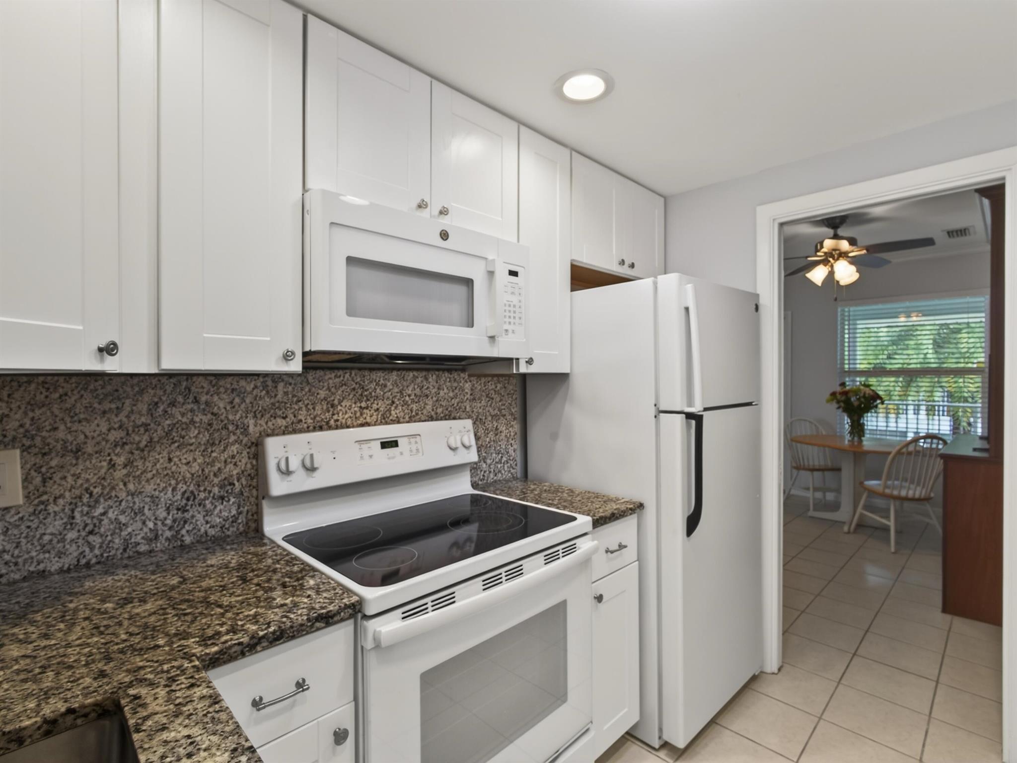 DEL HARBOUR CONDO DECL IN - Residential