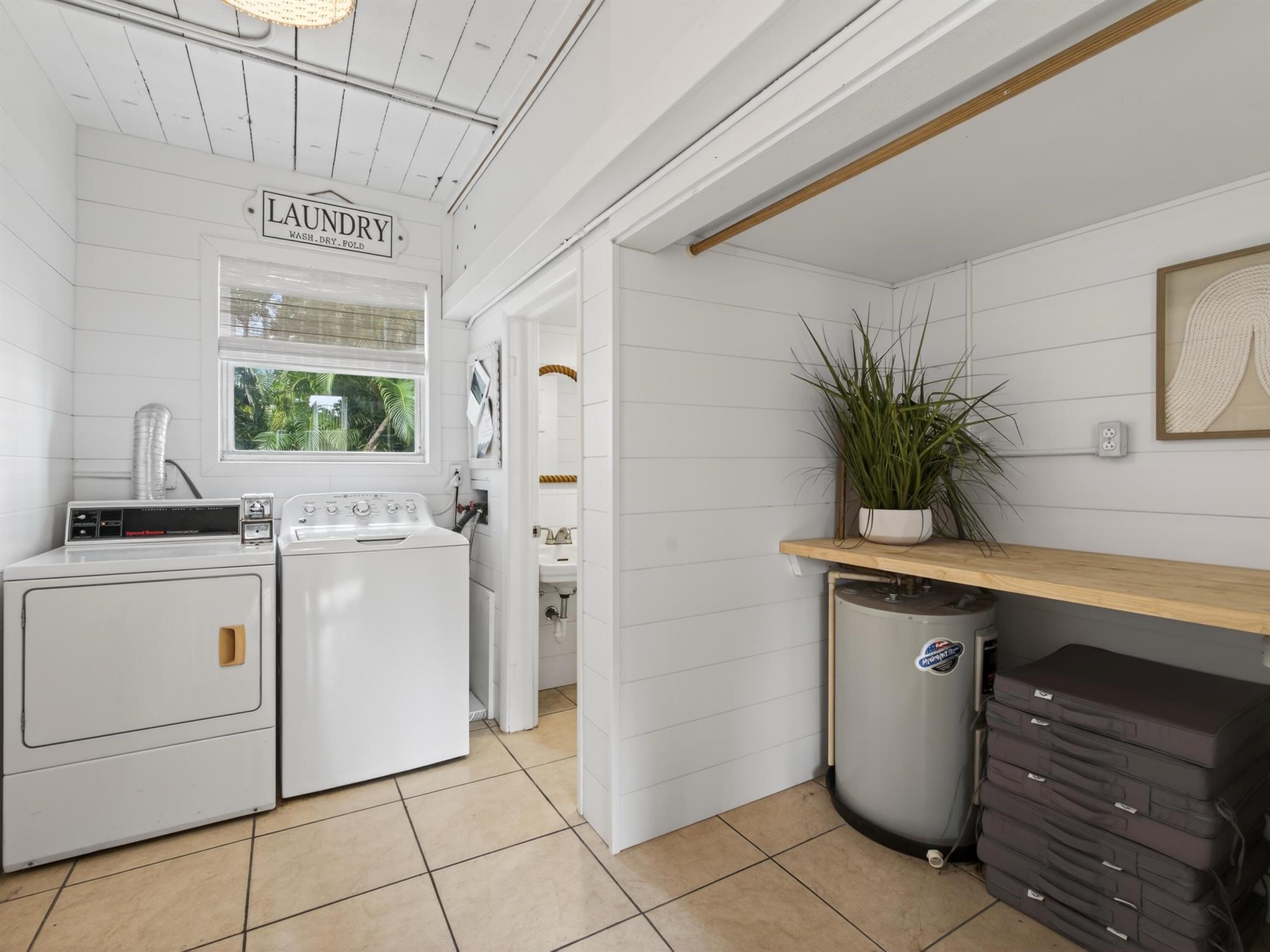 DEL HARBOUR CONDO DECL IN - Residential