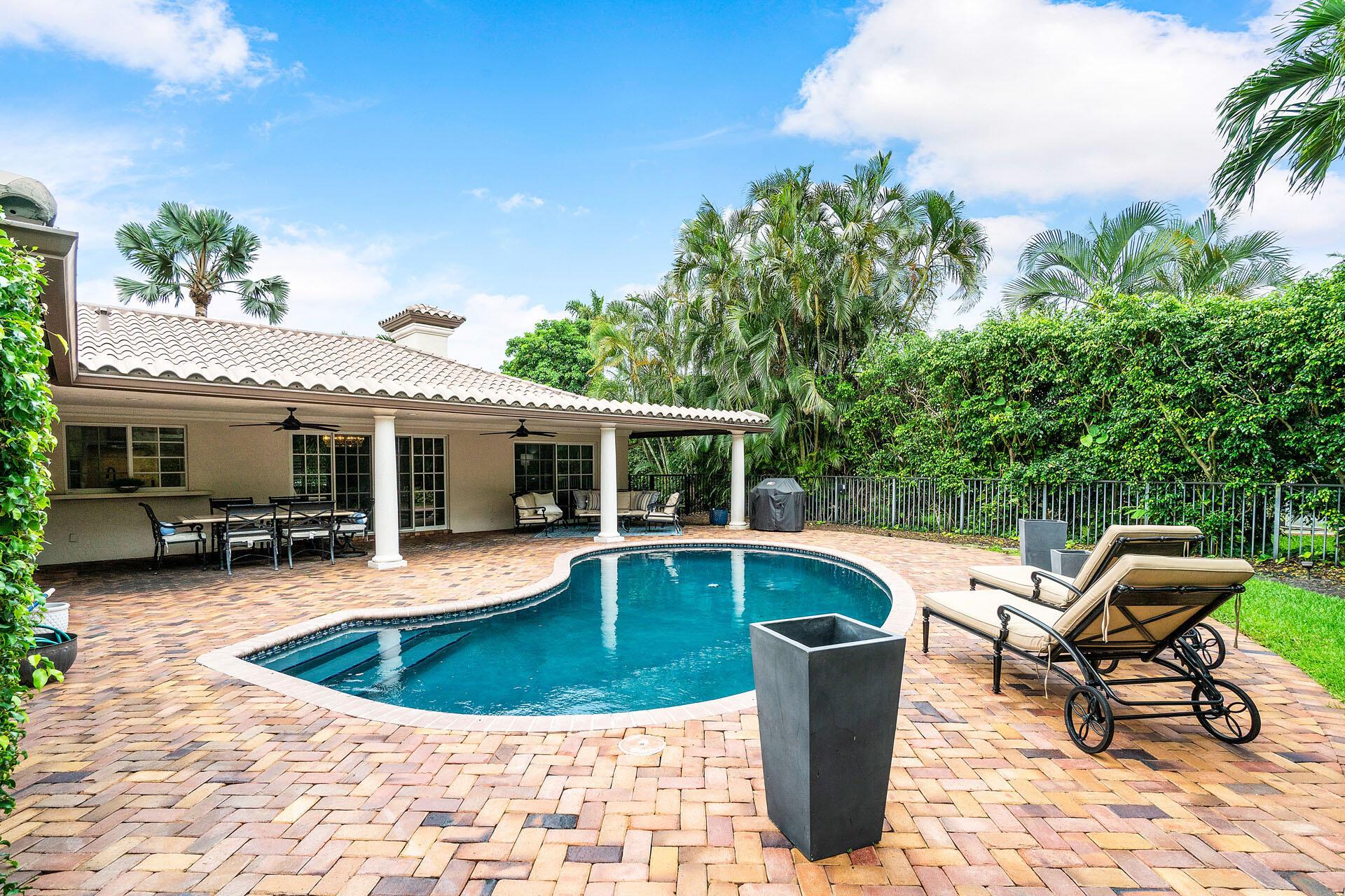 ROYAL PALM YACHT & COUNTR - Residential