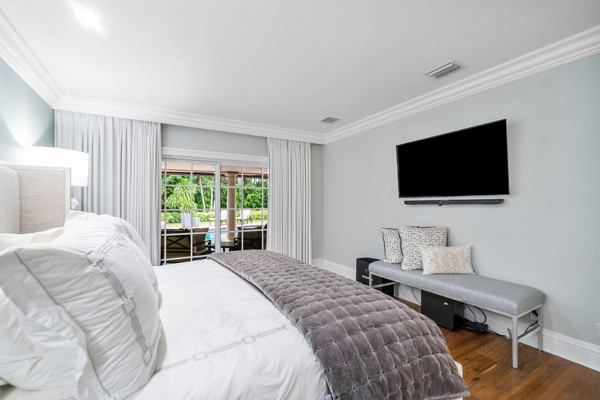 ROYAL PALM YACHT & COUNTR - Residential