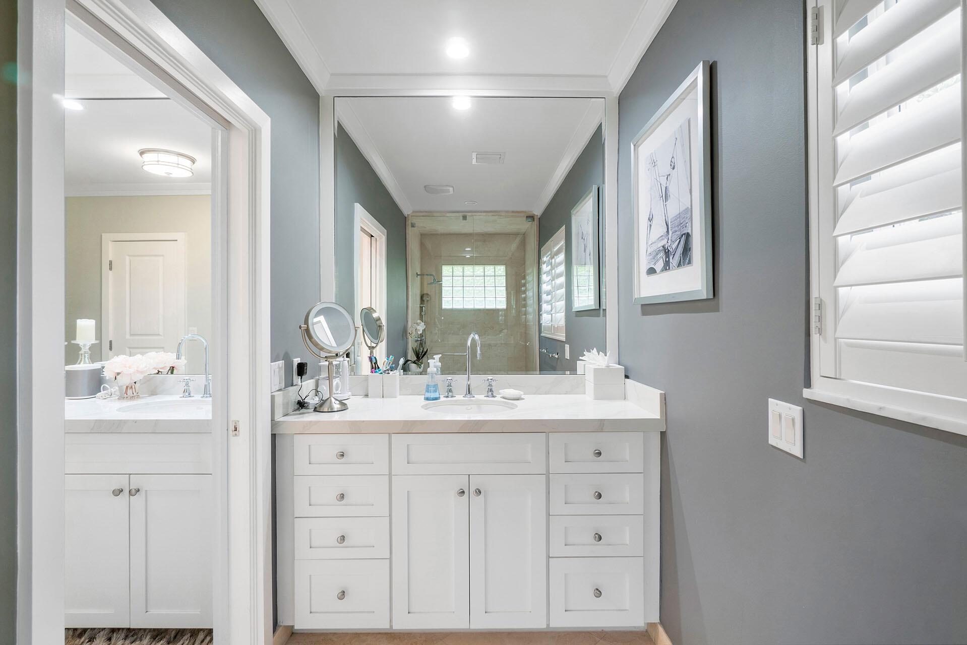 ROYAL PALM YACHT & COUNTR - Residential