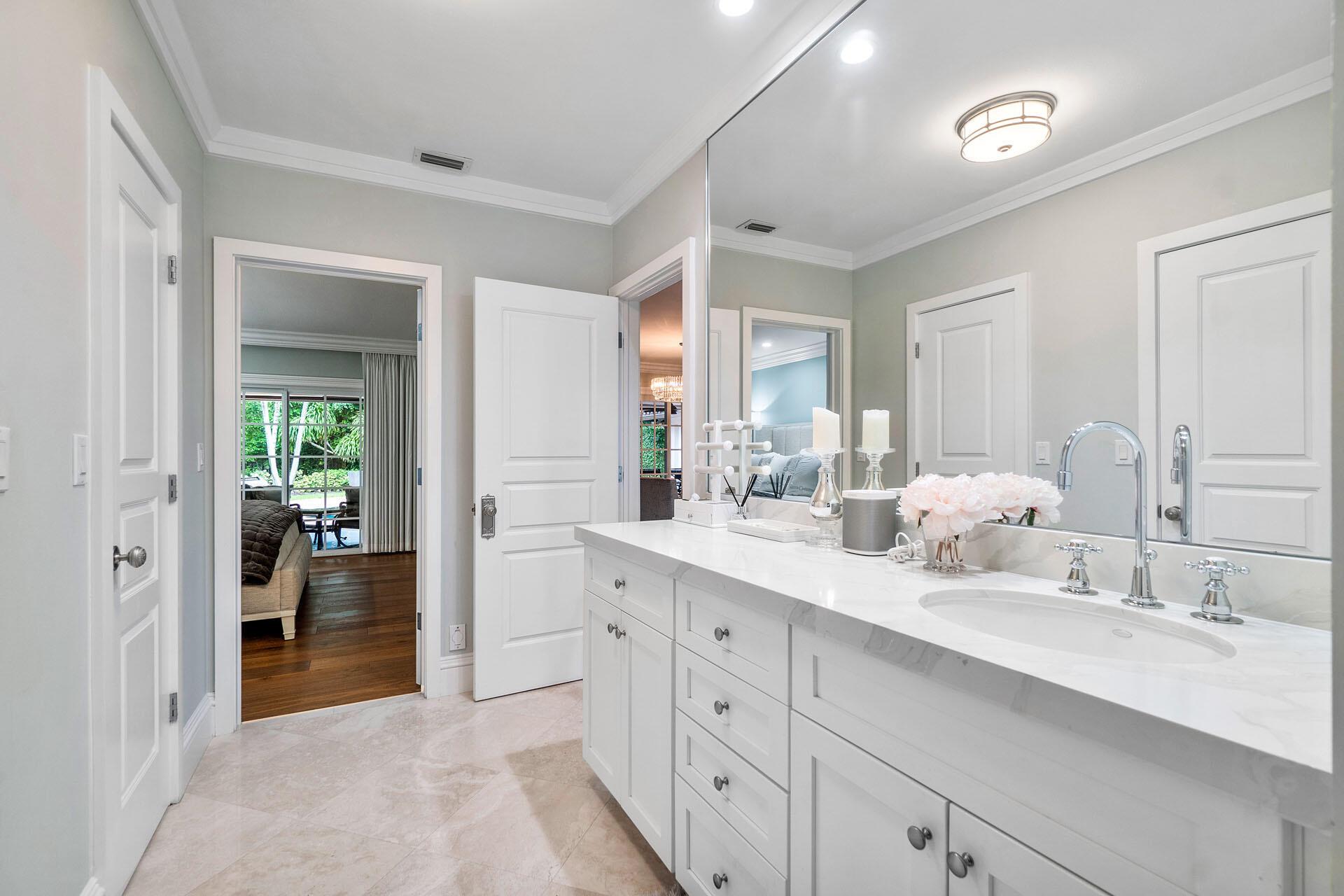 ROYAL PALM YACHT & COUNTR - Residential