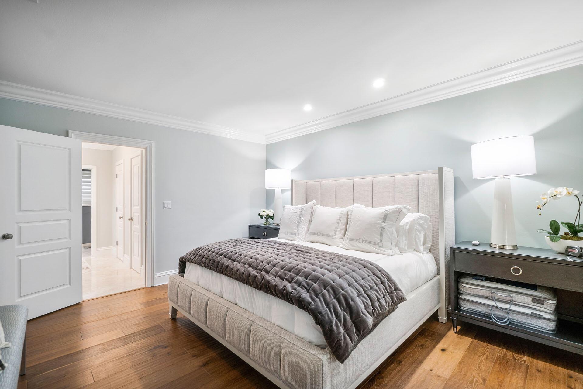 ROYAL PALM YACHT & COUNTR - Residential