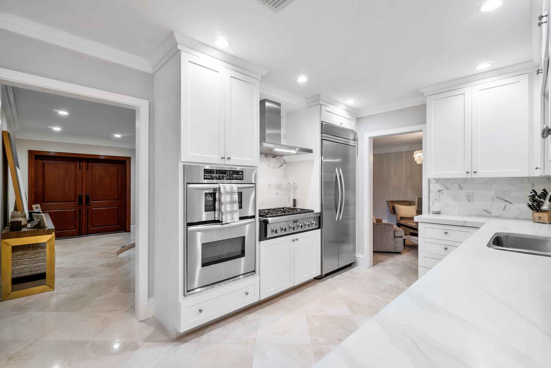 ROYAL PALM YACHT & COUNTR - Residential