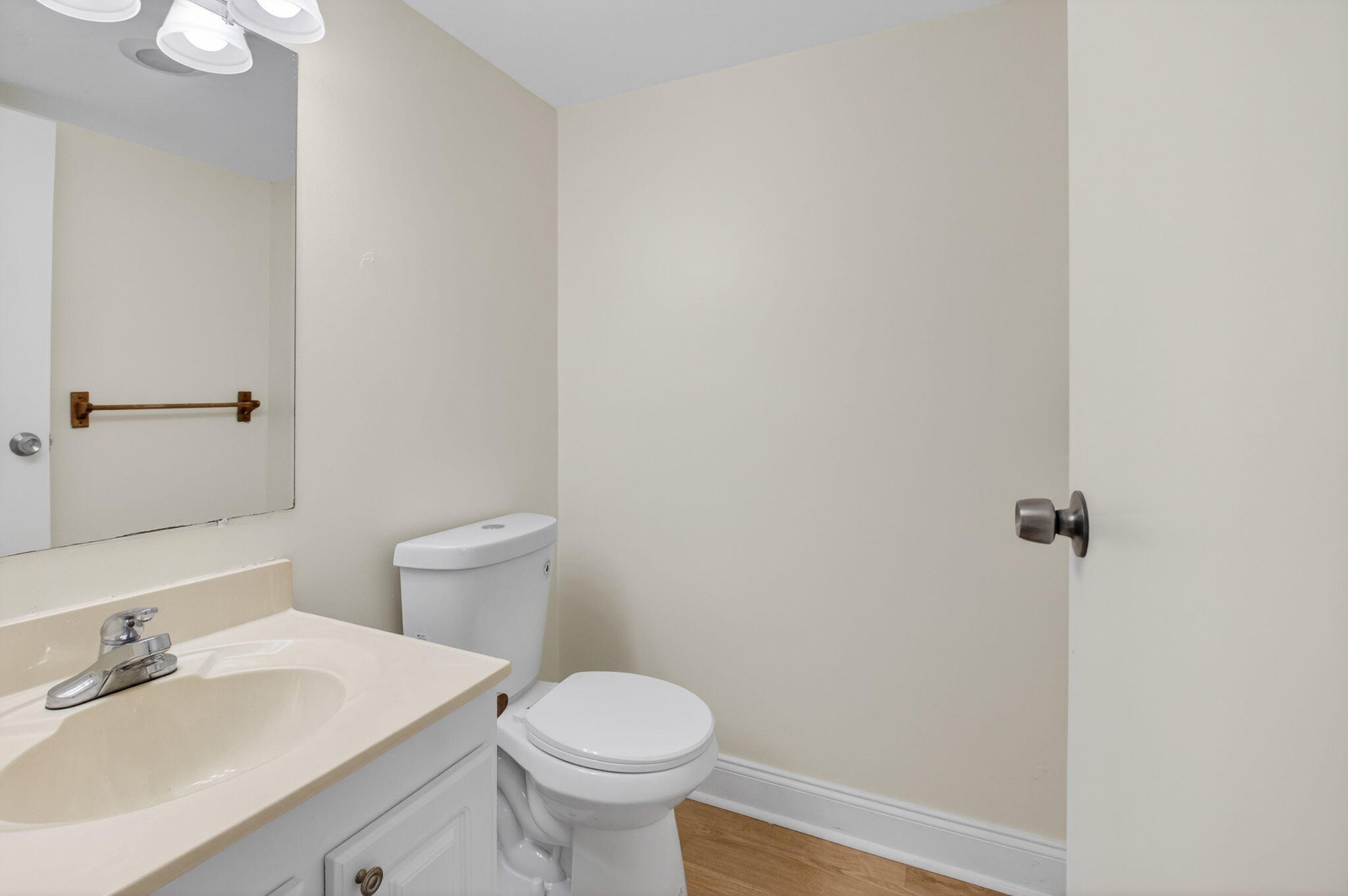 KINGS POINT VALENCIA CONDOS - Residential