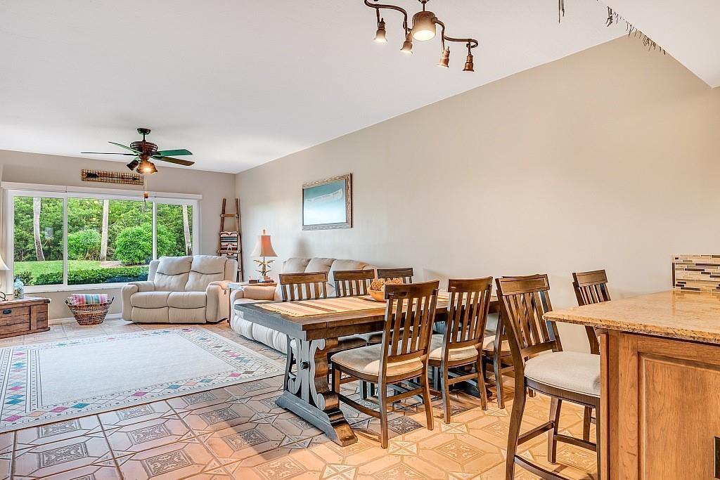 REFLECTIONS ON THE RIVER - Residential