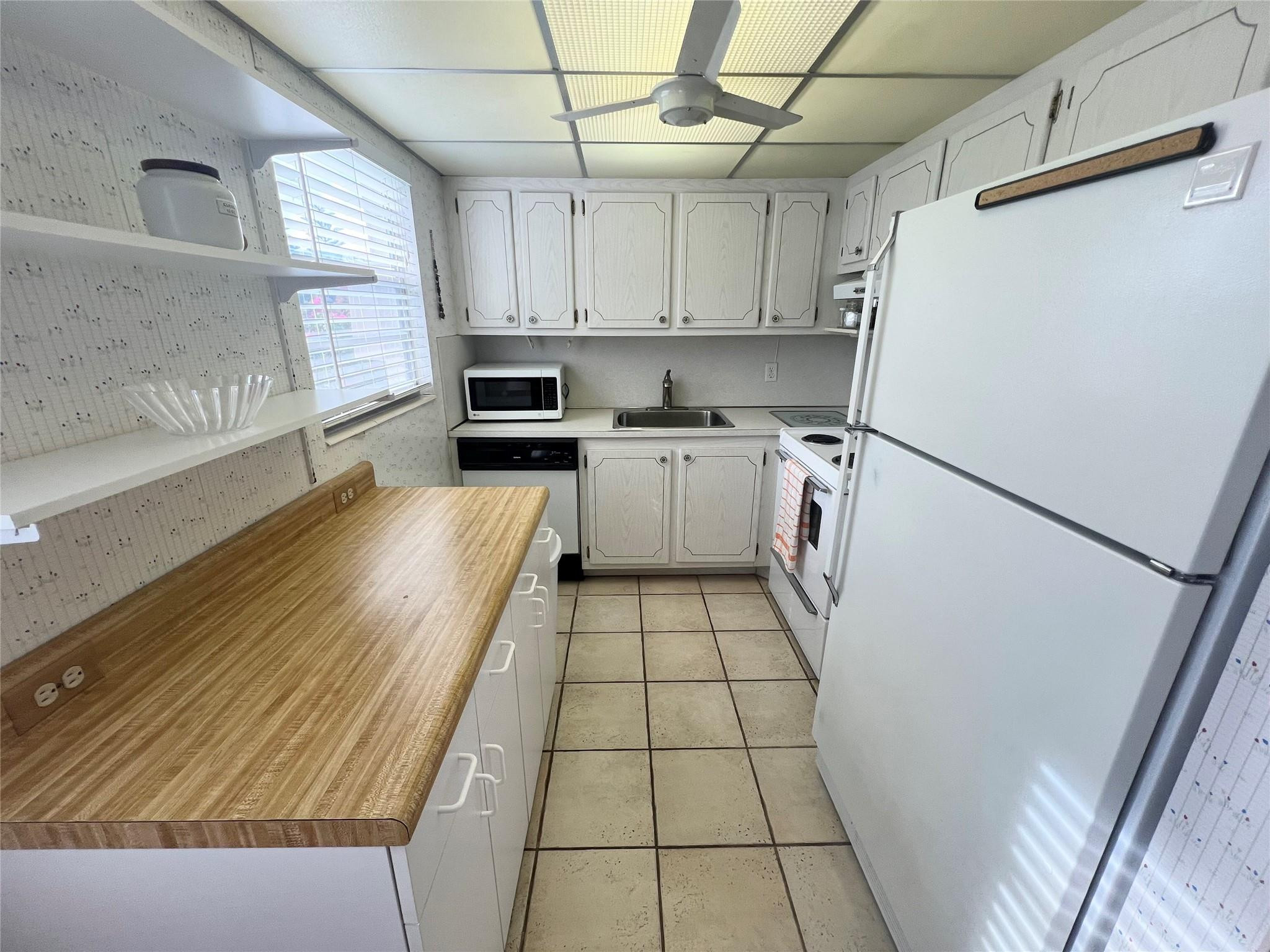 CENTURY VILLAGE EAST - Residential