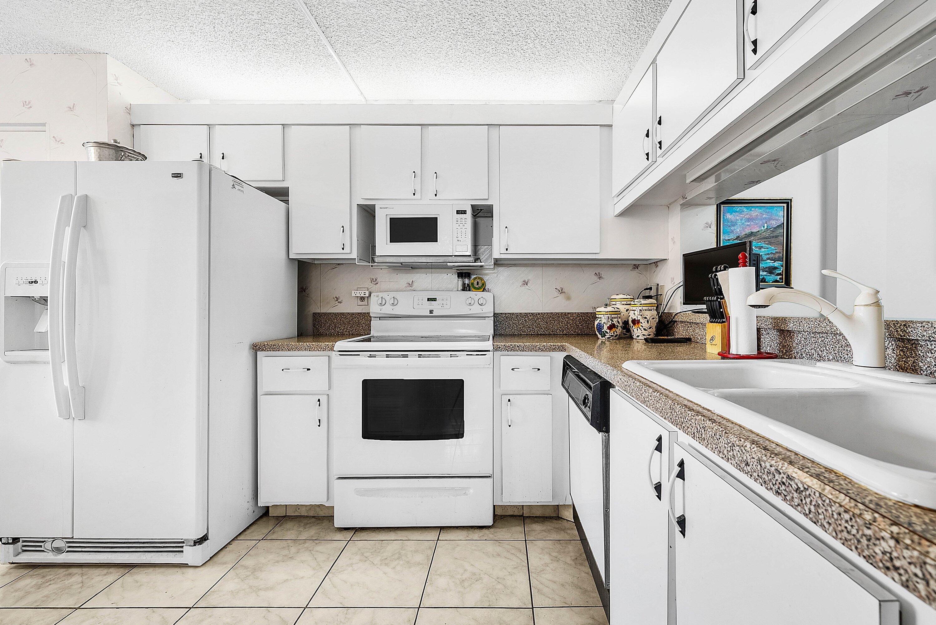 FOUNTAINVIEW AT SPRING LKS CONDO - Residential