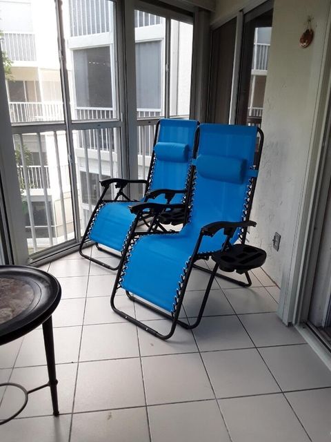 Tiny photo for 3146 Via Poinciana #307, Lake Worth, FL 33467 (MLS # R11167611)