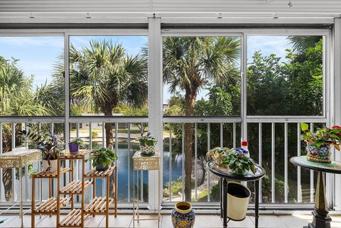 Photo of 3146 Via Poinciana #307, Lake Worth, FL 33467 (MLS # R11167611)
