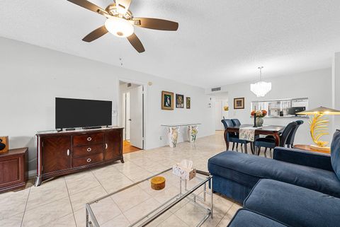 Tiny photo for 3146 Via Poinciana #307, Lake Worth, FL 33467 (MLS # R11167611)