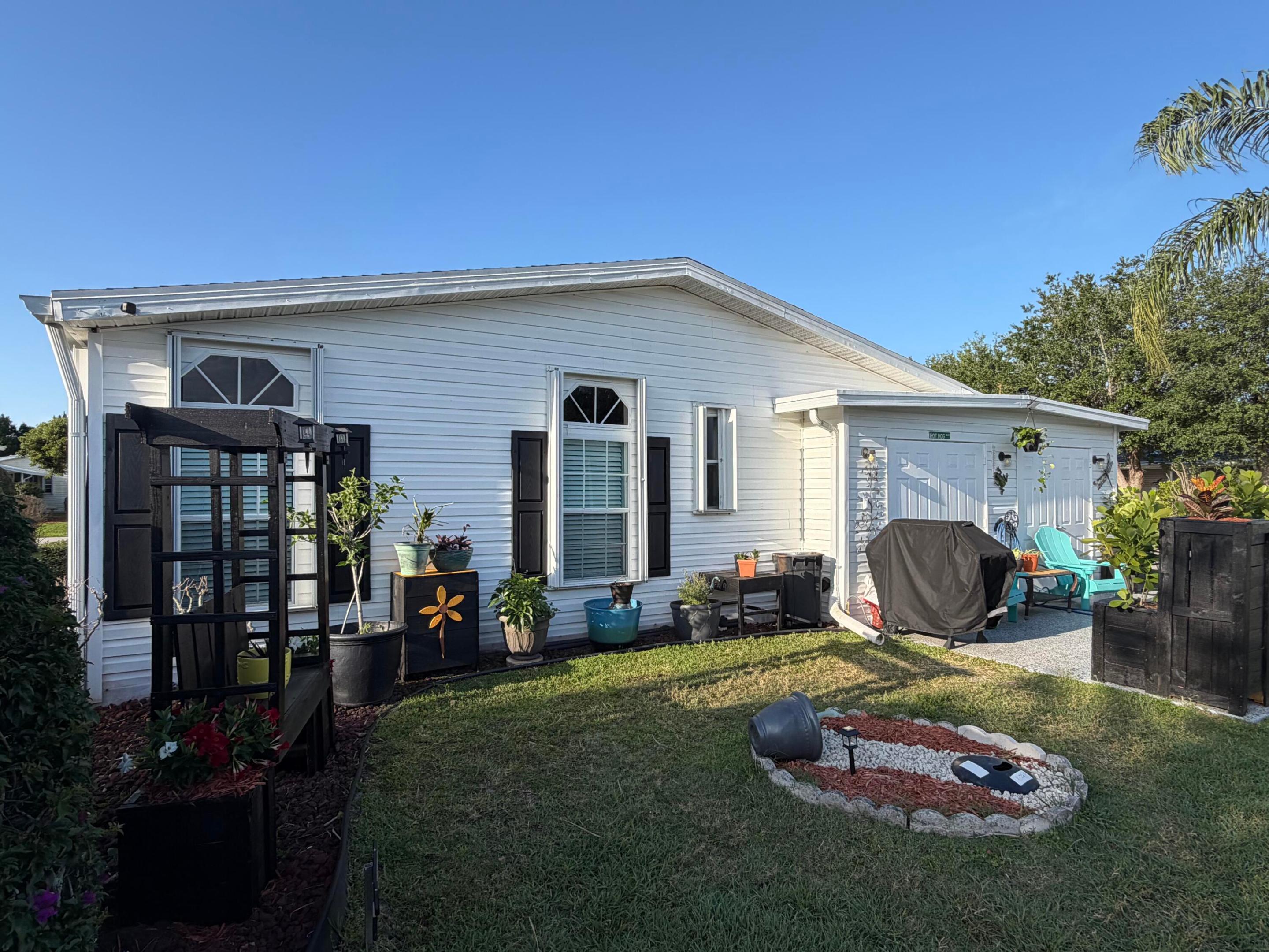 THE PRESERVE AT SAVANNA CLUB - Residential