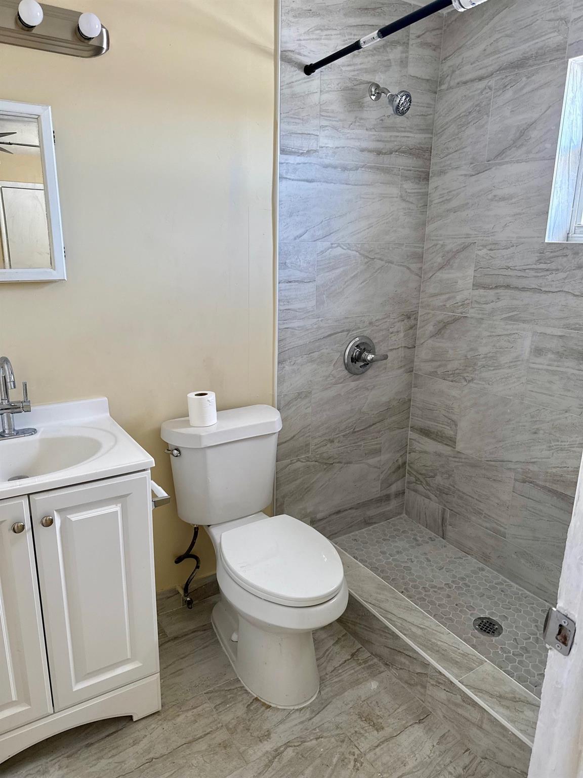 113 NW 27th Ave 2