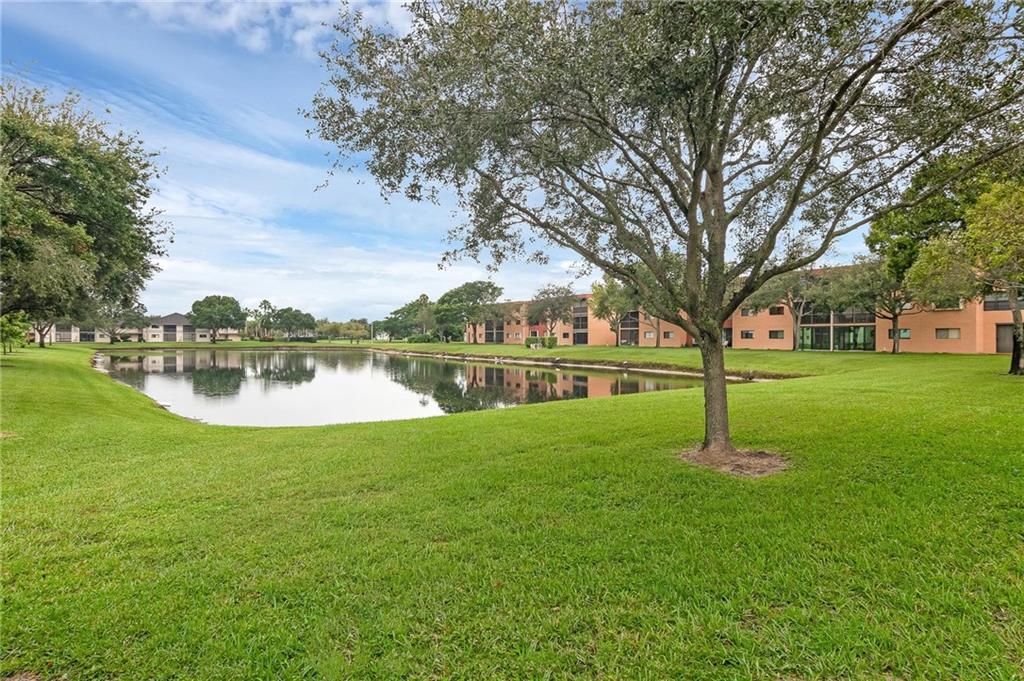 Photo of 5574 Witney Drive #109, Delray Beach, FL 33484 (MLS # F10305472)