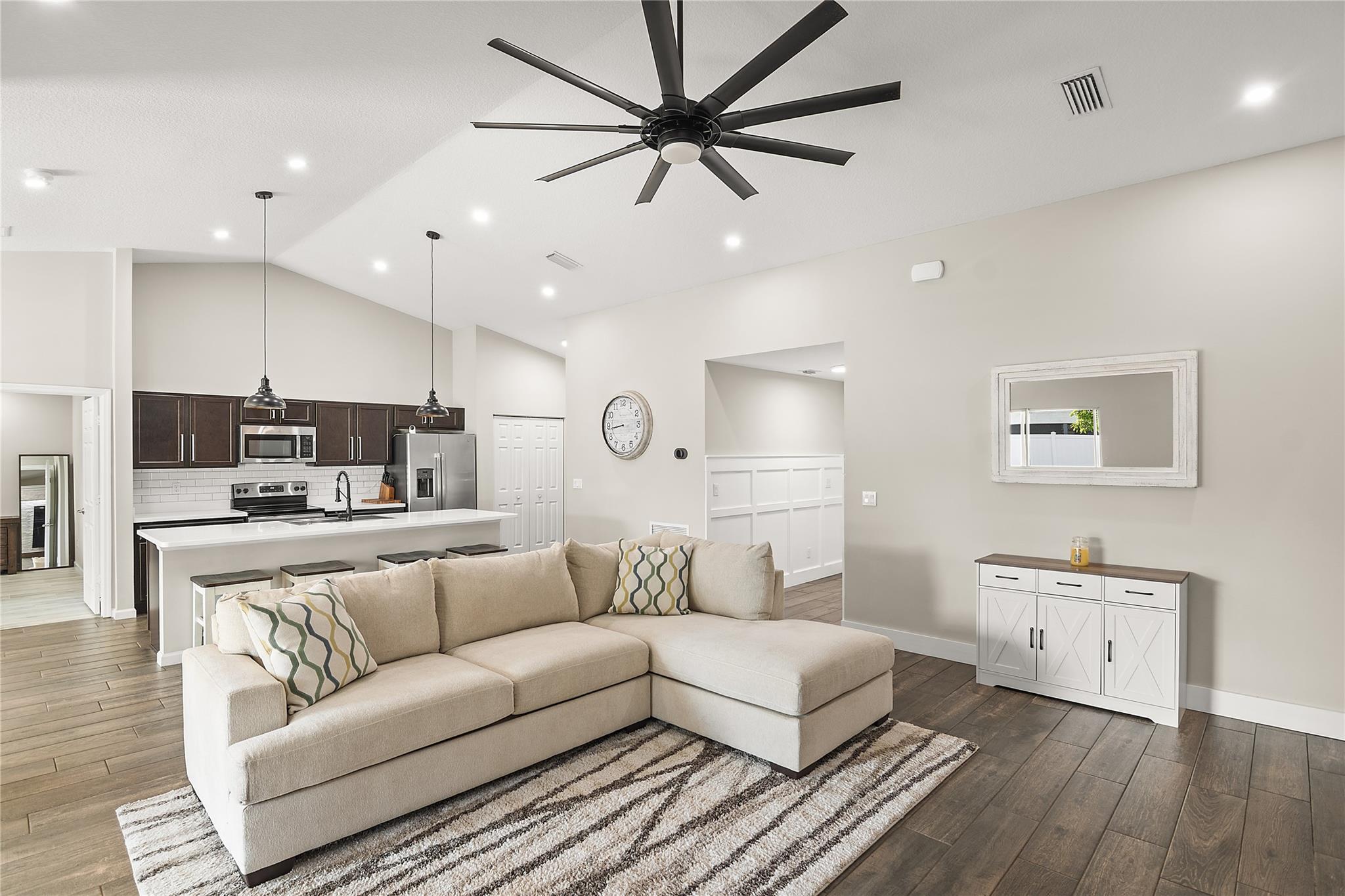 PORT ST LUCIE SECTION 33 - Residential