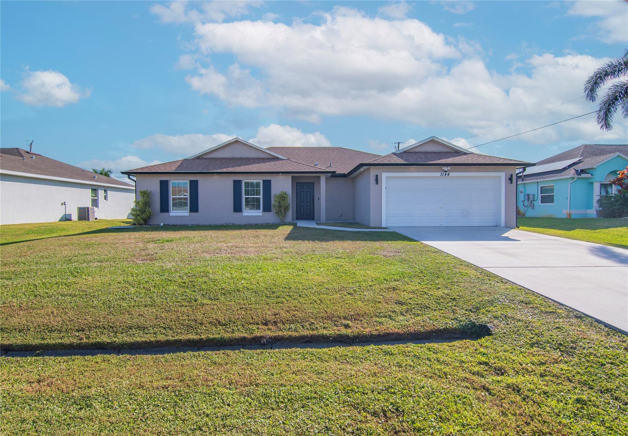 PORT ST LUCIE SECTION 33 - Residential