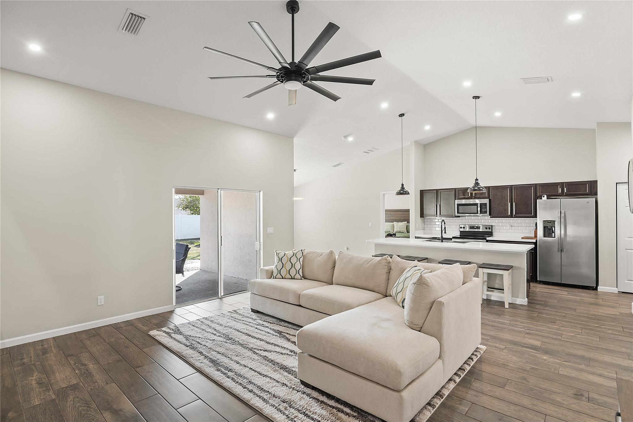 PORT ST LUCIE SECTION 33 - Residential