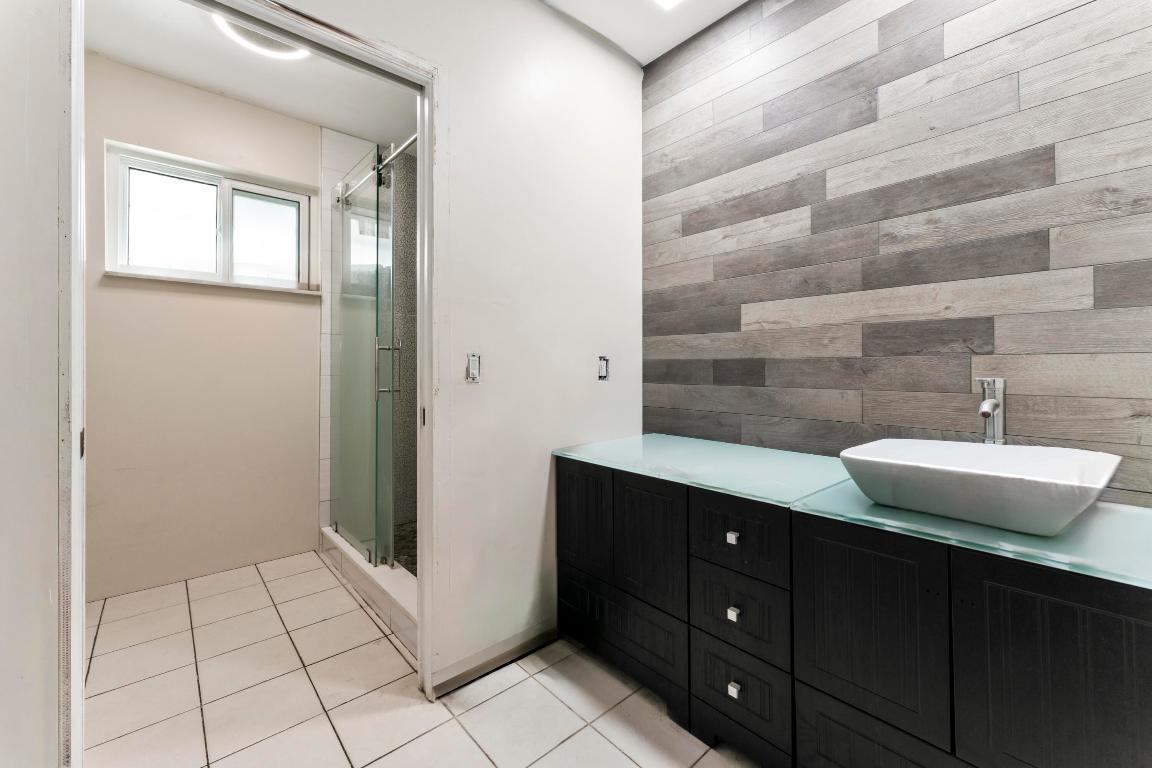 VILLAGE OF PALM SPRINGS PLAT 2LT 7 BLK 14 - Residential