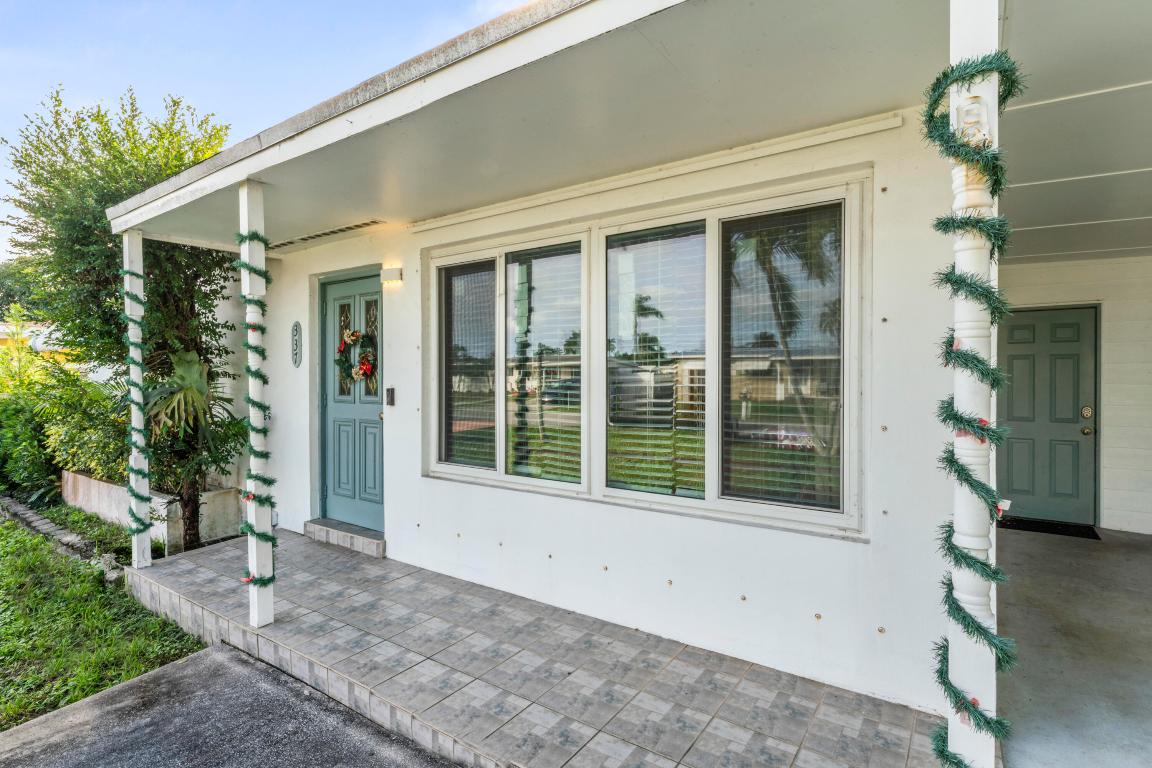 VILLAGE OF PALM SPRINGS PLAT 2LT 7 BLK 14 - Residential