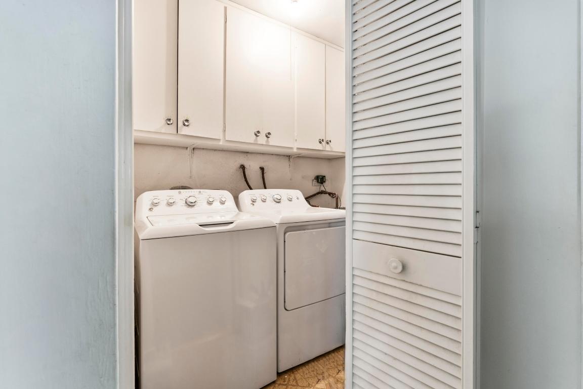 VILLAGE OF PALM SPRINGS PLAT 2LT 7 BLK 14 - Residential