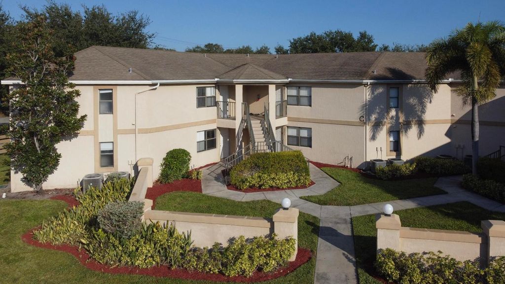 Photo of 2625 Heathcote Drive #2609, Fort Pierce, FL 34982 (MLS # R11142178)