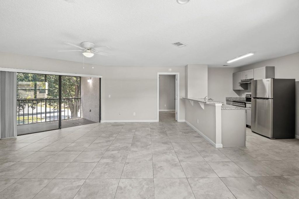 Photo of 2625 Heathcote Drive #2609, Fort Pierce, FL 34982 (MLS # R11142178)