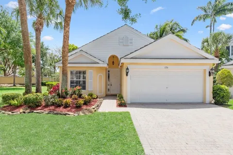 126 Canterbury Pl, Royal Palm Beach, FL MLS: F10501777