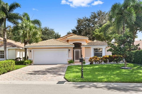 Featured picture for the property R10975112