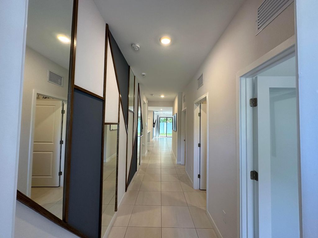 Photo of 7078 Rockwood Road, Jupiter, FL 33458 (MLS # R11013410)