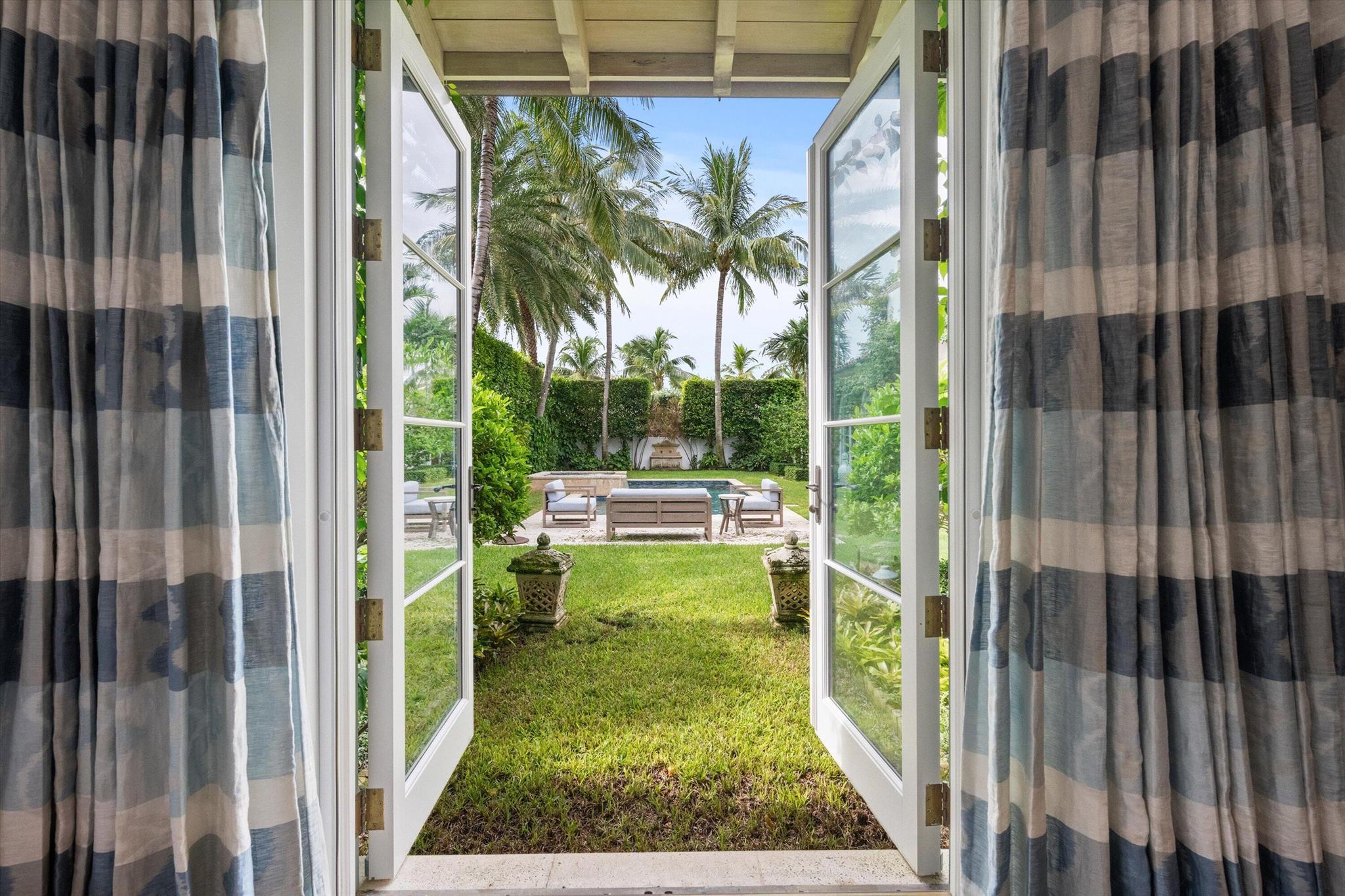 OCEAN PARK H W ROBBINS AD - Residential