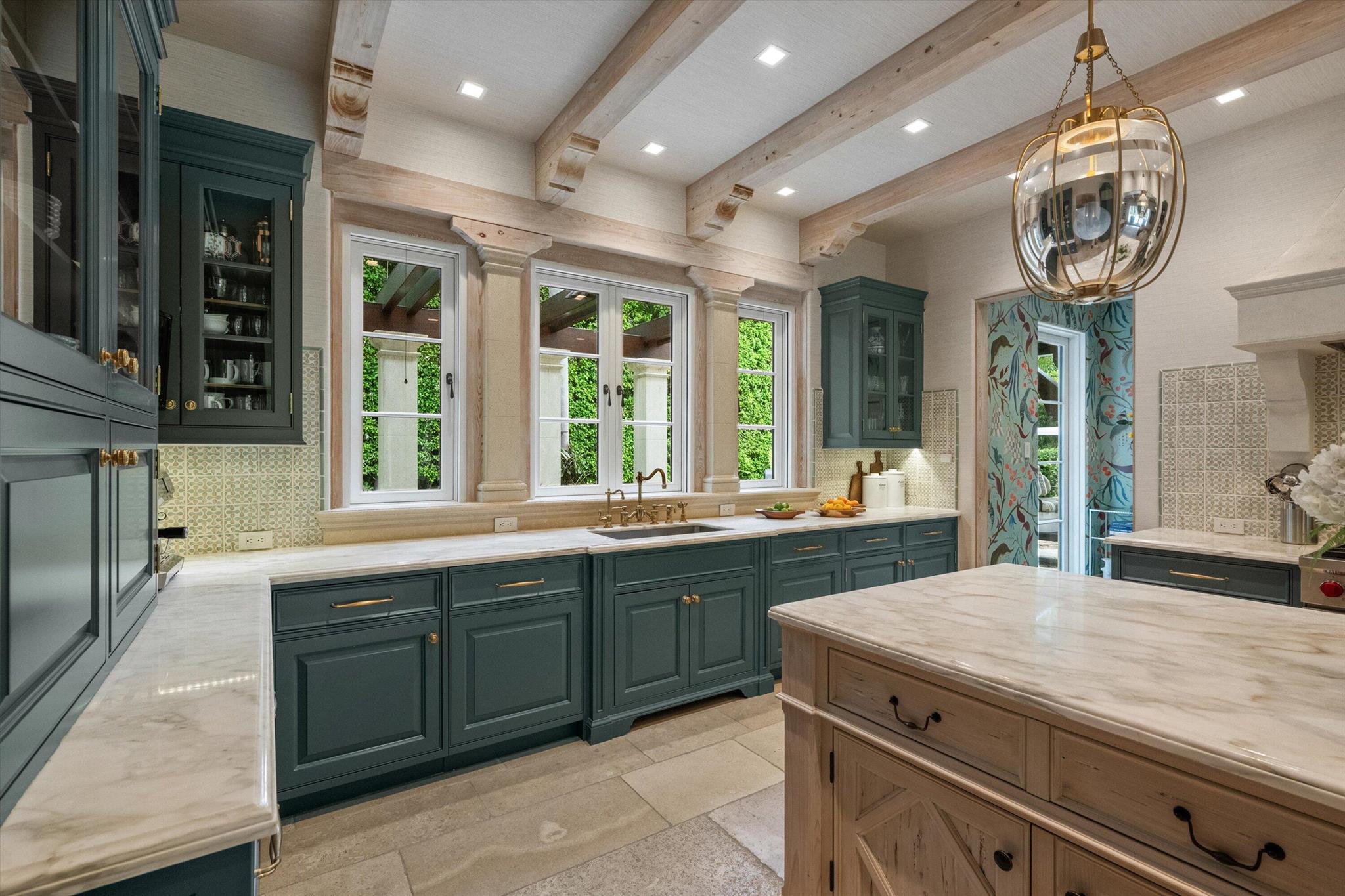 OCEAN PARK H W ROBBINS AD - Residential