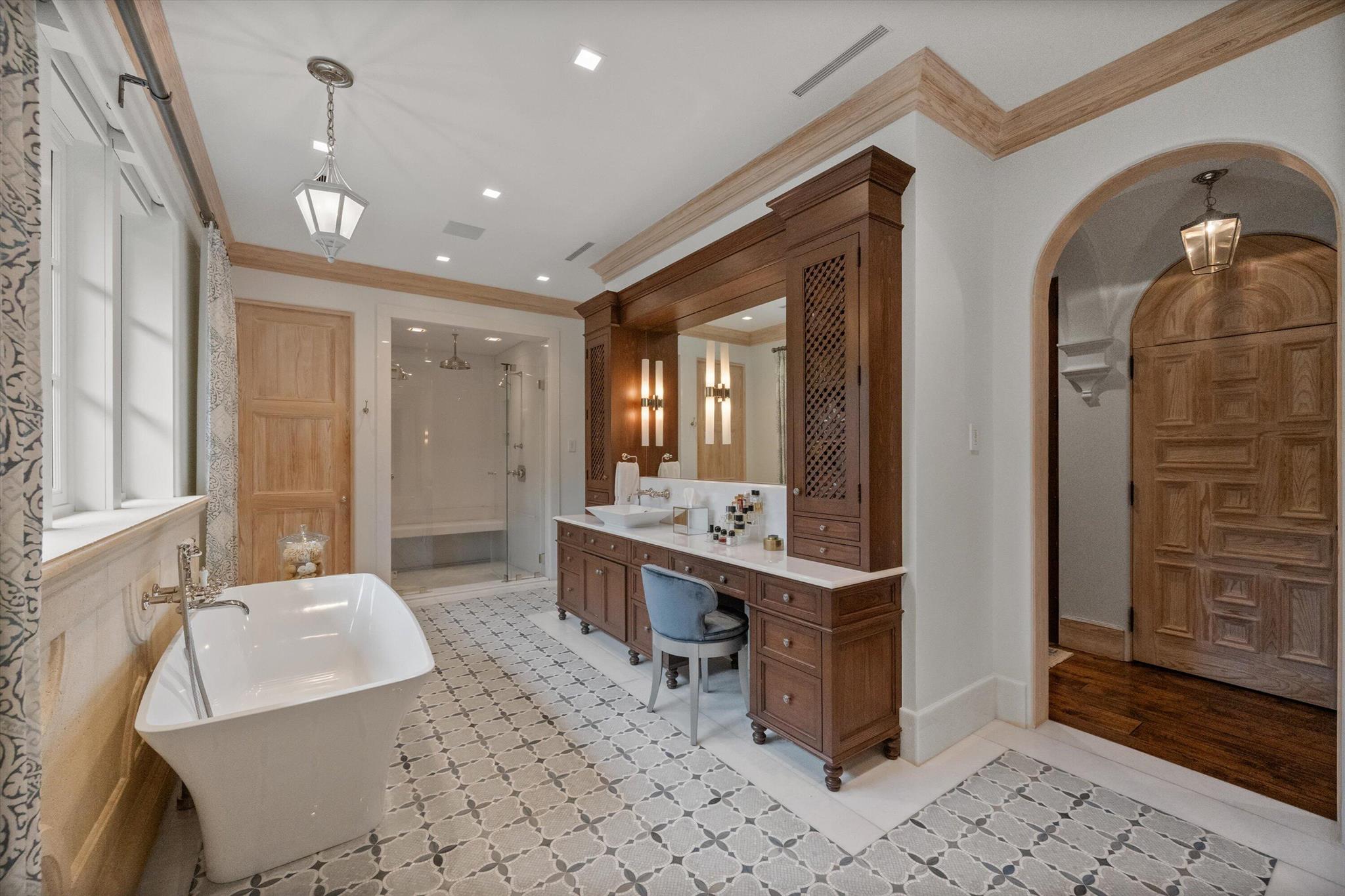 OCEAN PARK H W ROBBINS AD - Residential