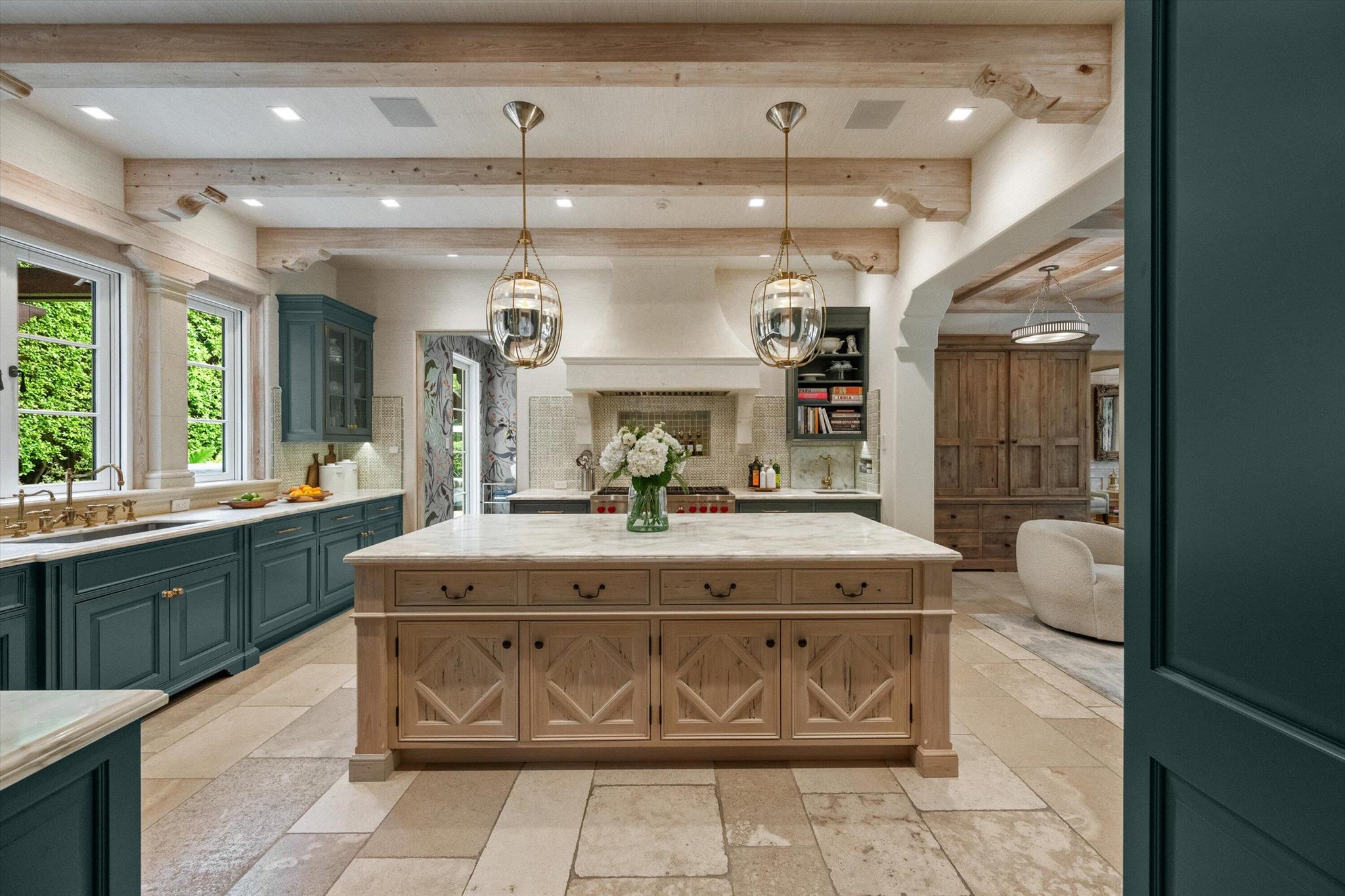 OCEAN PARK H W ROBBINS AD - Residential