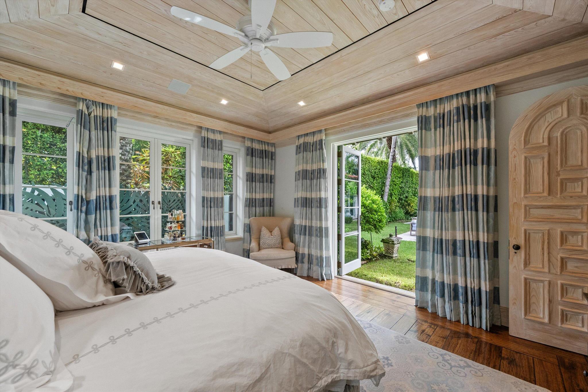 OCEAN PARK H W ROBBINS AD - Residential