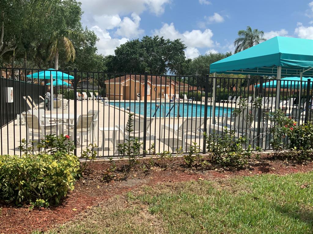 PALM ISLES I, II AND III CONDOS - Residential